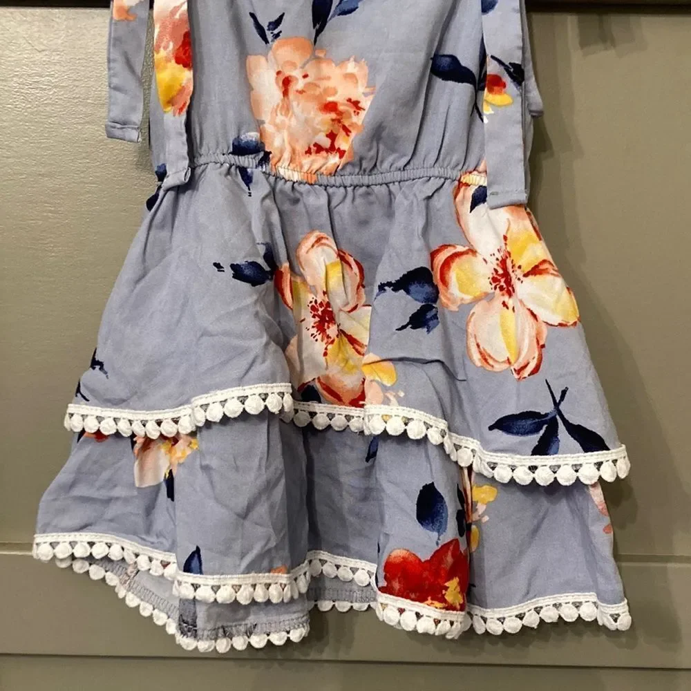 Persaya Girl Stitch Fix Danyca Tiered Tank Top in Light Blue Floral Size XS NWT